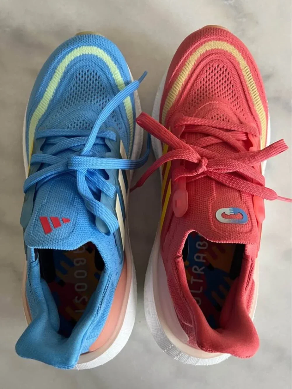 Adidas Ultra Boost - Picture 2 of 3